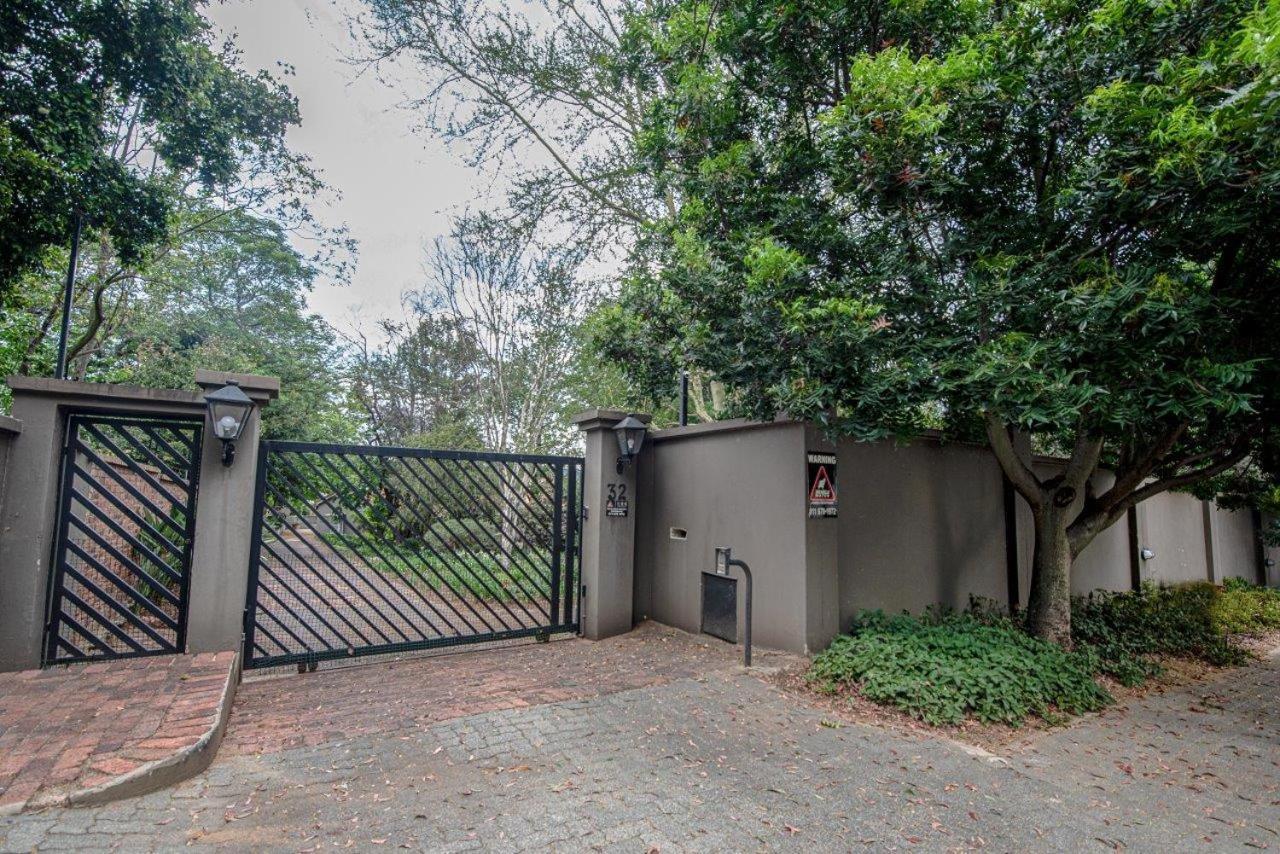 Wild Olive Executive Suite Johannesburg Exterior foto